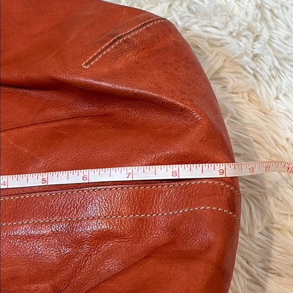 Coach Ergo vintage burnt orange leather pleated hobo shoulder bag. - Picture 9 of 13